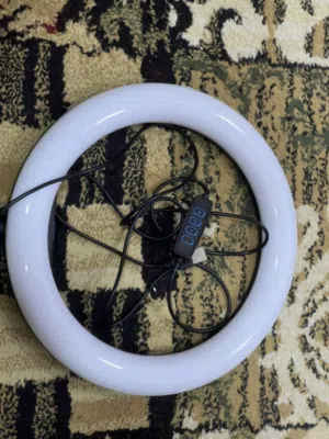 أضائه لها عدة ألوان