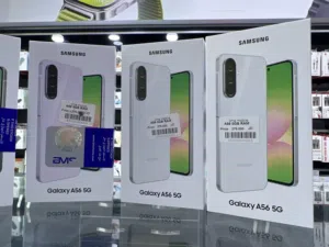 Samsung Galaxy A56 (256 GB / 8 GB RAM) سامسونج ا56  256 جيجابايت / 8 رام   مع بكج (عضمة+كفر+لزقه)