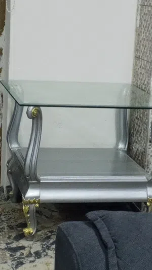 طاولات وسط