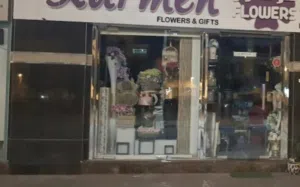 محل زهور للبيع