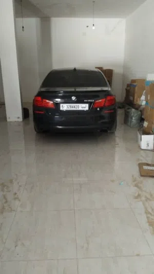 bwm f10 اسود لون