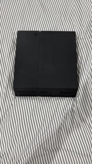 PlayStation 4 PlayStation for sale in Mubarak Al-Kabeer