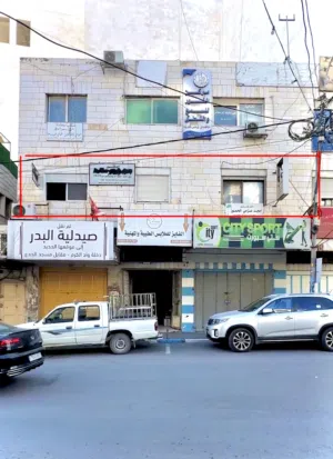 مكتب تجاري بجانب الكراون مول