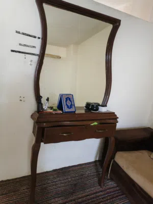 اثاث للبيع