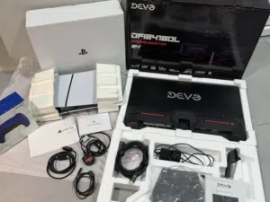 Ps5 slim digital (1TB)+Devo monitor