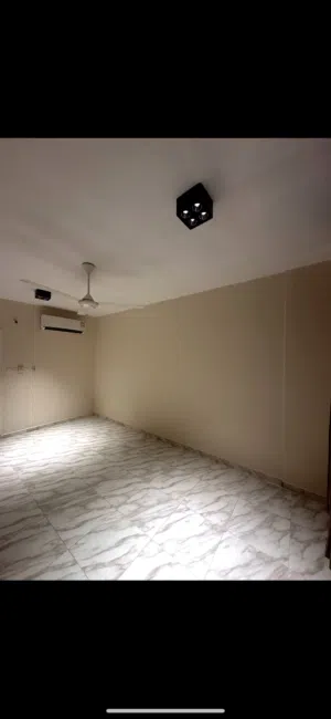 Unfurnished Yearly in Muscat Al Khoud