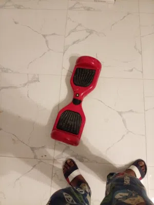 نضيف مستعمل بس بطري خربن توي مفي شي حلو ترفهي