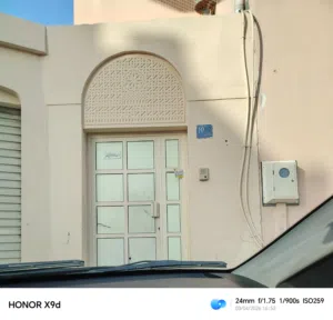 5 Bedrooms . Unfurnished . Monthly2