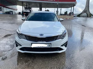 used-kia-k5-in-ramallah-and-al-bireh