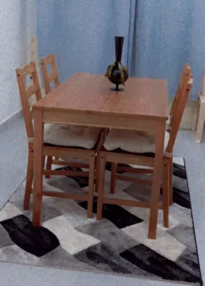 ....dining table  طاولة سفرة .......