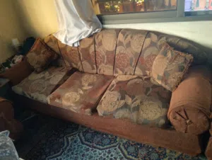 بيع طقم كنب مستعمل نظيف في العبدليه  سحاب