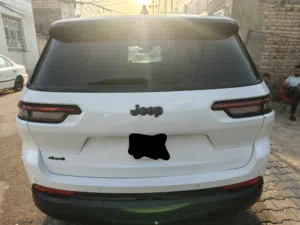 جيب شيروكي 2023