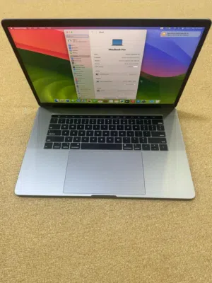 MacBook Pro 15” (2018) TouchBar  i7  16/500