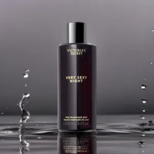 بدي سبلاش فيكتوريا سيكريت نايت – Victoria's Secret Night – لمسة ساحرة لأنوثتك الليلية