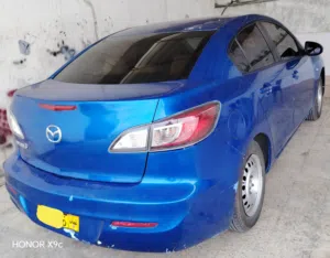 MAZDA 3 2012
