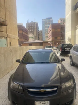 سيارة شيفر صالون 4 راكب رمادي ماشي 150 الف ك استعمال شخصي