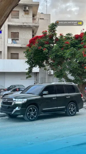 تويوتا مفخره 2010