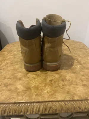 حداء قوي وجبار timberland 20 دينار