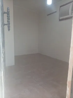 غررففةة وححممامم للايججارر