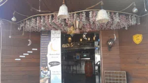 مطعم وكوفي شوب للبيع