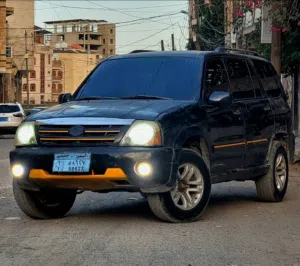 سوزوكي اكس ال سفن 2005 أمريكي