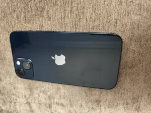 iphone 13 128GB midnight color