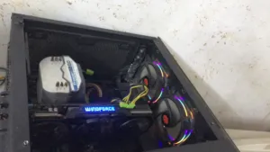 جهاز كميوتر البيع المواصفات المعالج Intel(R) Core(TM) i7-8700 CPU كرت شاشا gtx960ti4g 16رام تخزي