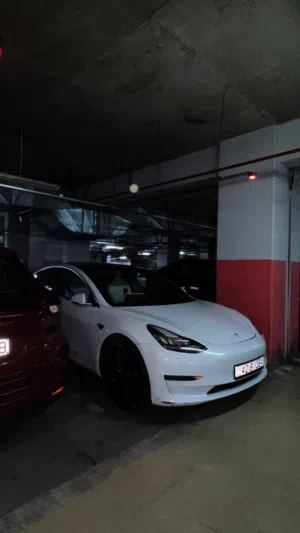 Used Tesla Model 3 in Zarqa