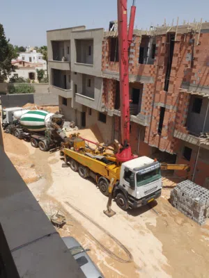 شقة حجم كبير في السراج على الرئيسي