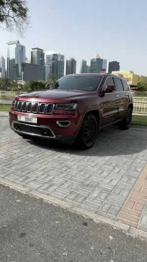 Jeep grand Cherokee limited gcc 2017