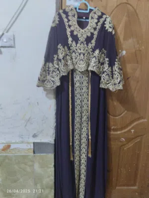 فساتين حلوه وقفطان وگلبيات   حلوات ونضيفات ملبوسات ساعات بس