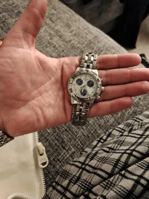 ساعة تيسوت اصليه ومميز جدا Tissot