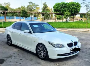 بي ام دبليو ‏الفئة 5 ‏530i Sedan ‏2009