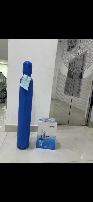 اسطوانه اوكسيجين مع المنضم