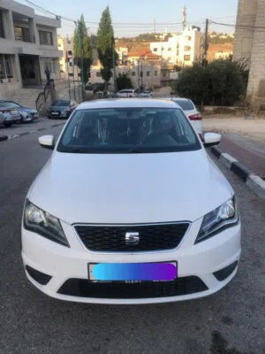 سيارة سيت توليدو 2015