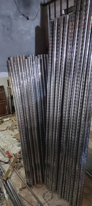ديكور مواسير كروم ثقيل