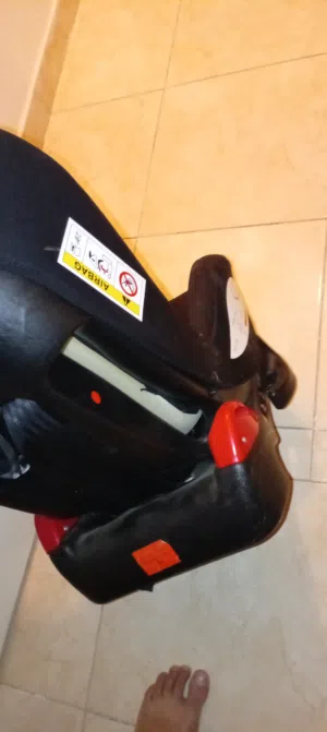 مقاعد اطفال