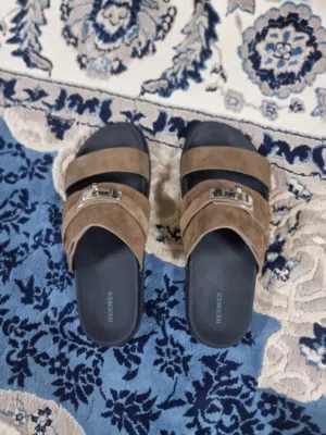 للبيع نعال Hermès أصلية 100