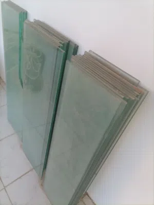 أرفف زجاج للبيع