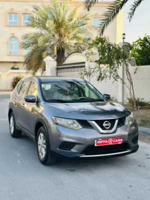 Nissan Xtrail  Year-2015 1 Year Passing & insurance till April-2027 Very well Maintained suv  jeep