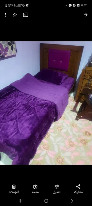 تخت مفرد للبيع بحاله ممتازة