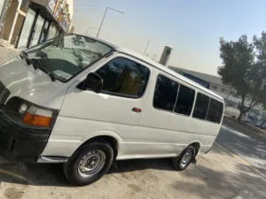 Toyota HIACE 2002 patrol engine gar ac good condition