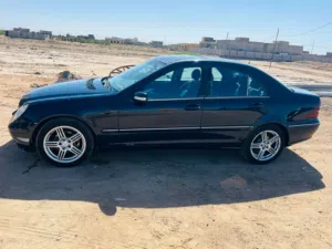 مرسيدس موديل 2002