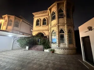 فيلا للايجار بالمويهات2