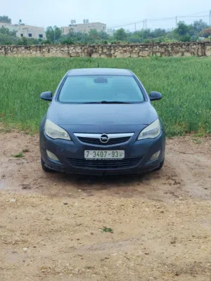 Used Opel Astra in Hebron