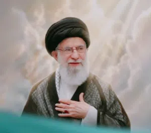 علي 