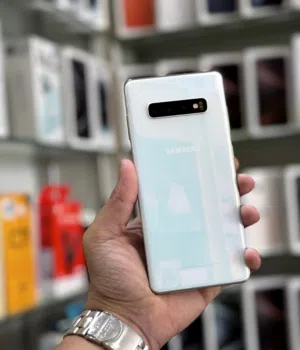 Samsung Galaxy S10 Plus 128 GB in Muscat