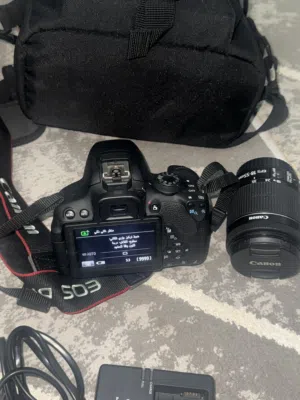 كاميرا كانون 700D canon شبه جديده