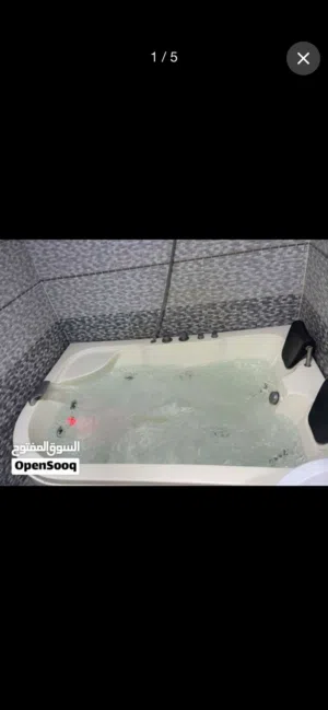 البيع حمام سباحة