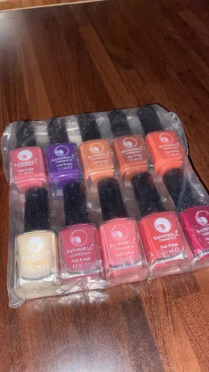10 Sandibell Cosmetics Nail Polish